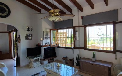 Villa confortable avec vue panoramique, situé à Sierra Altea Golf.